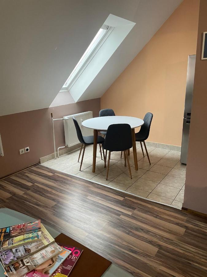 Palank Apartman Mosonmagyaróvár Εξωτερικό φωτογραφία